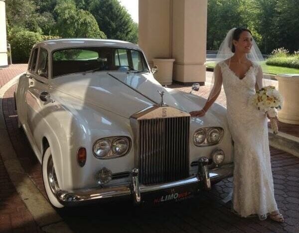 ROLLS ROYCE SILVER CLOUD WHITE