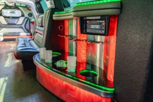 20 passenger Cadillac Escalate with Jet Door N (5)