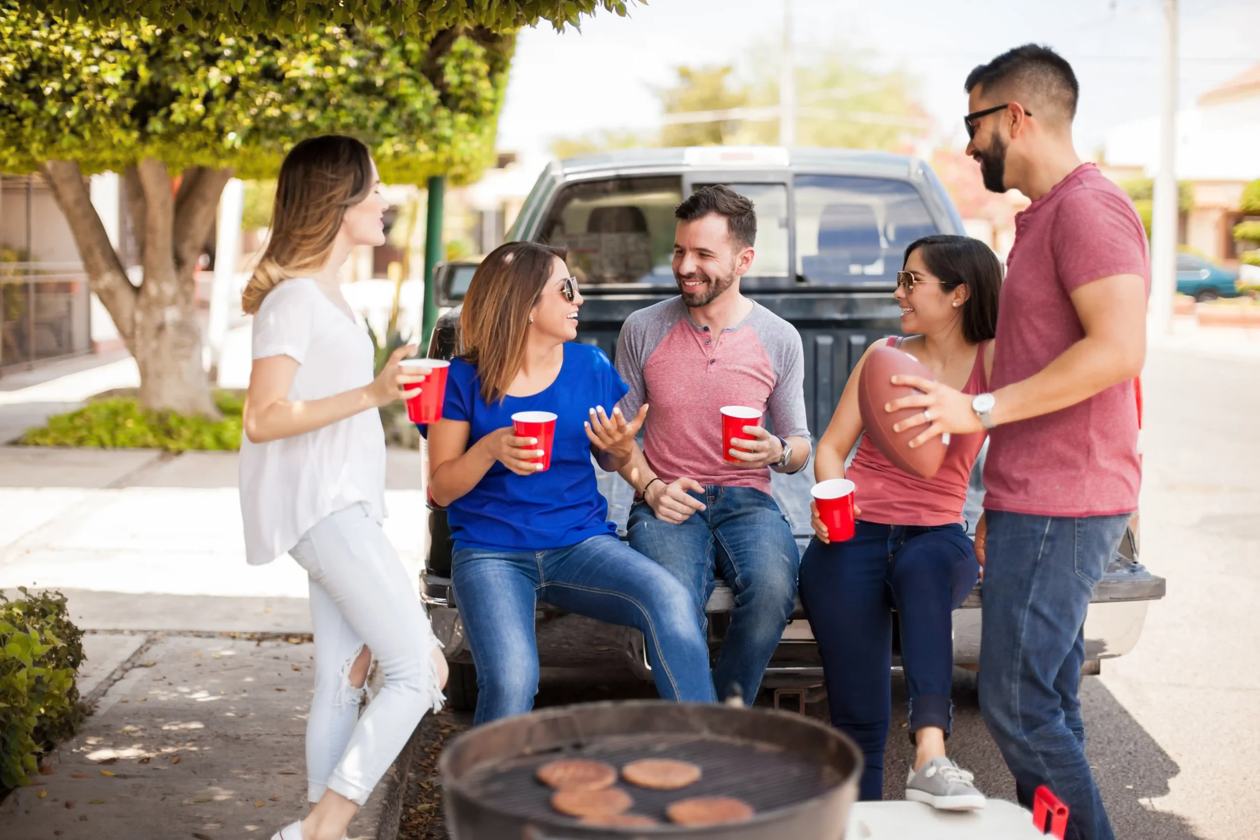 friends-gather-for-cheerful-tailgate-party-with-bu-2026-01-09-07-43-08-utc